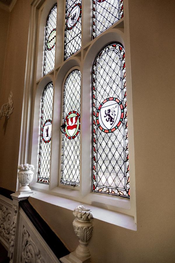 Woodborough Hall Exterior photo